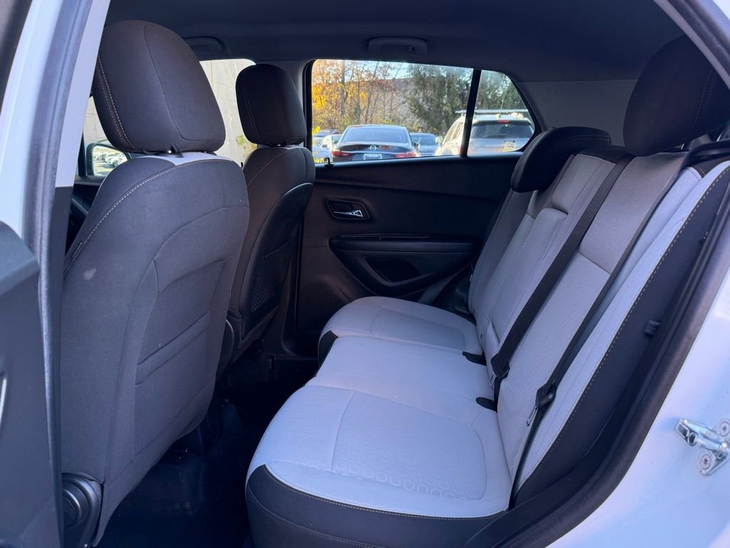 Used 2020 Chevrolet Trax LS w/ Tint and Cruise Package image 14