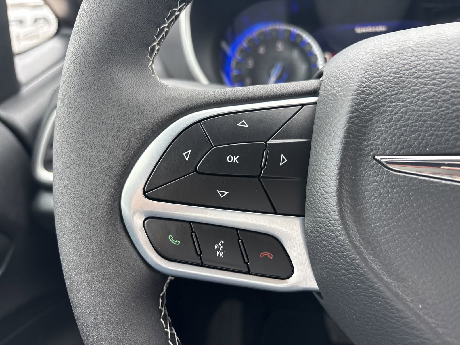 New 2026 Chrysler Pacifica Select image 31