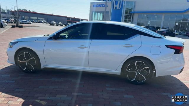 Used 2023 Nissan Altima 2.5 SR image 8