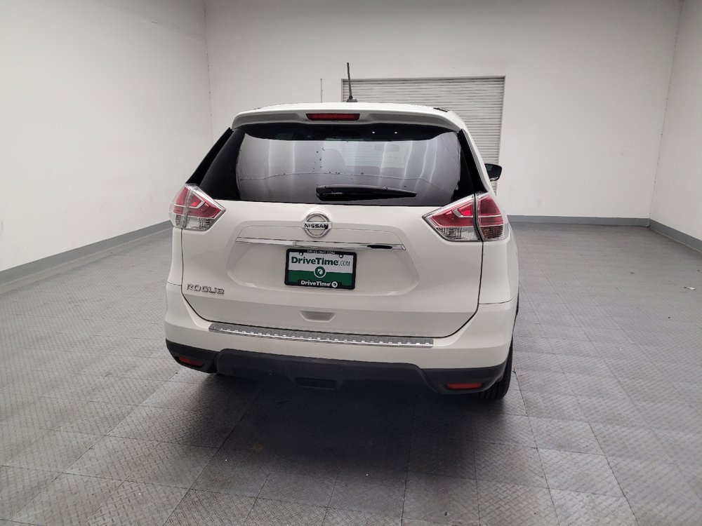 Used 2016 Nissan Rogue S w/ S Family Package FWD image 7