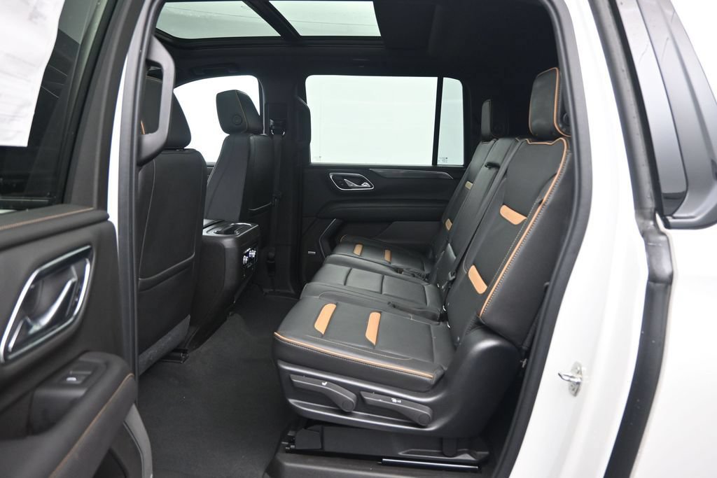 Used 2021 GMC Yukon XL AT4 AWD/4WD image 21
