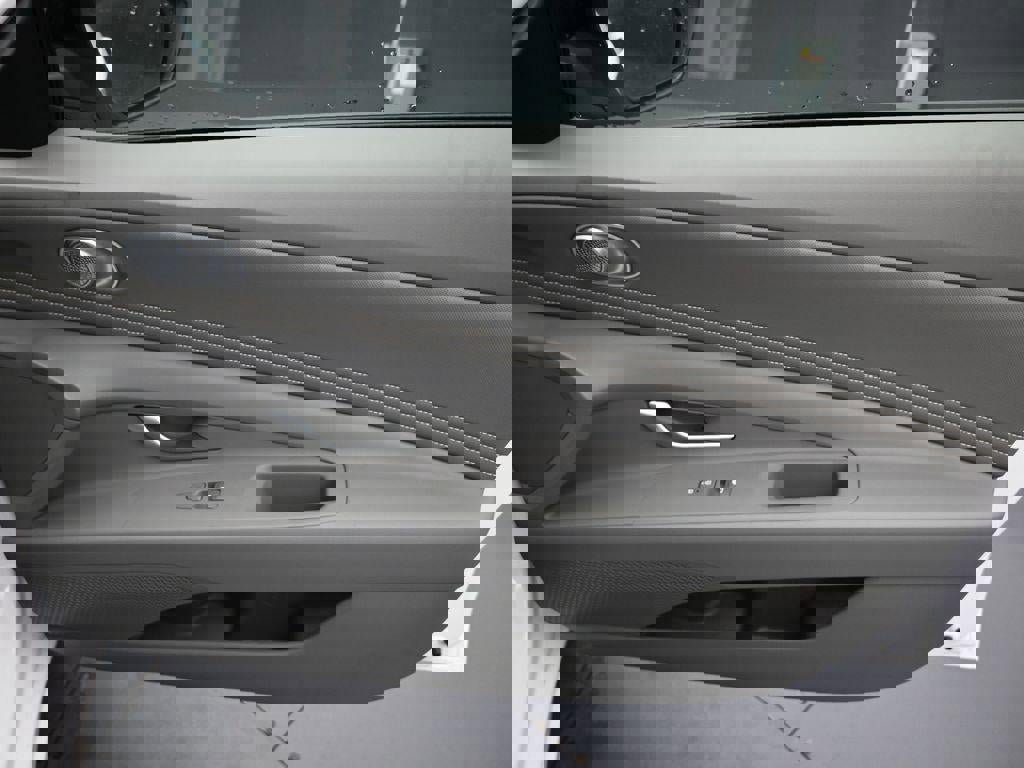 New 2025 Hyundai Elantra Sport image 25