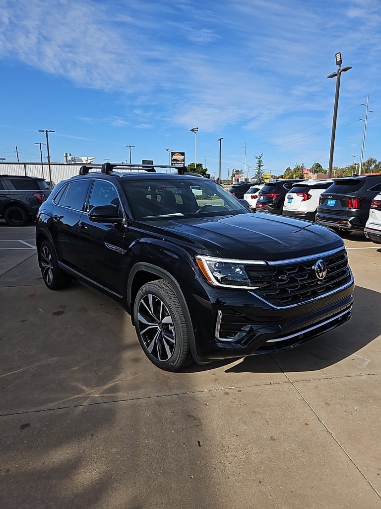 New 2026 Volkswagen Atlas Cross Sport SEL Premium R-Line image 3