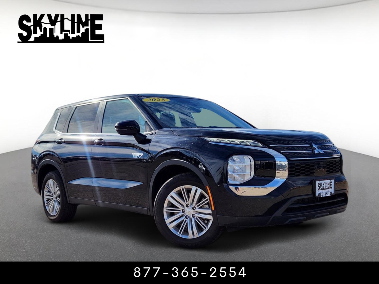 Used 2025 Mitsubishi Outlander ES AWD/4WD image 1