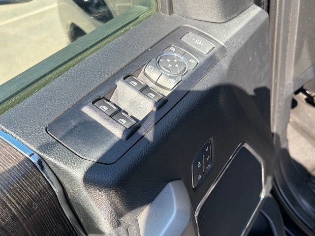 Used 2021 Ford F250 Lariat image 13