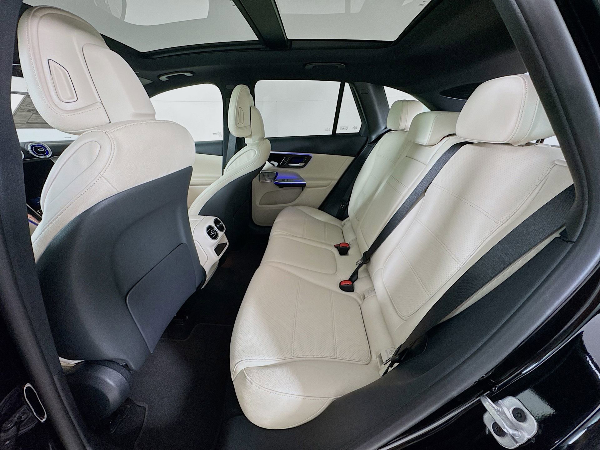 New 2026 Mercedes-Benz GLC 350e 4MATIC image 27