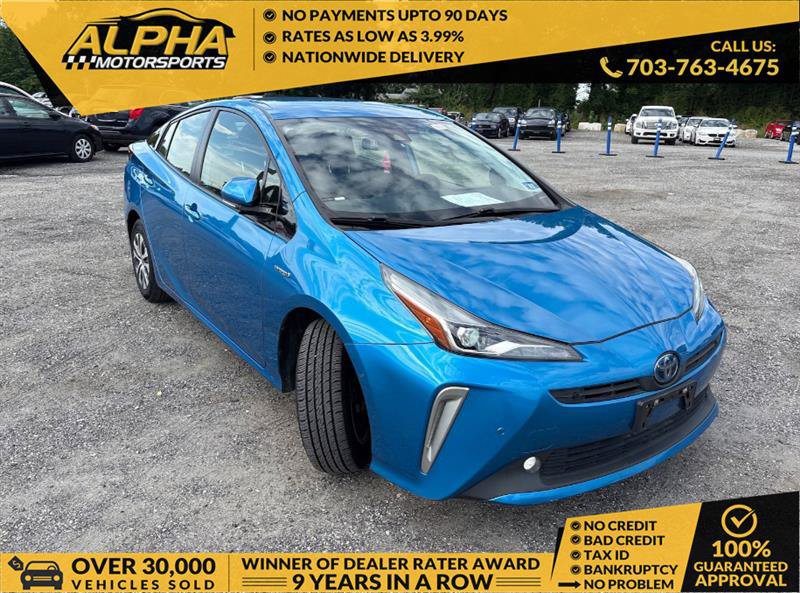 Used 2020 Toyota Prius LE AWD/4WD video 1