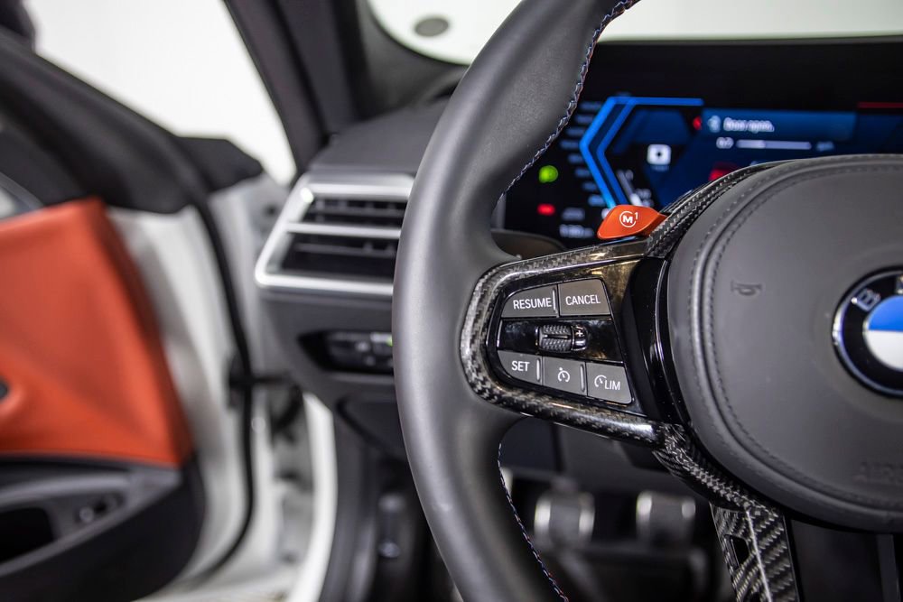 Used 2025 BMW M4 Coupe w/ Executive Package image 40