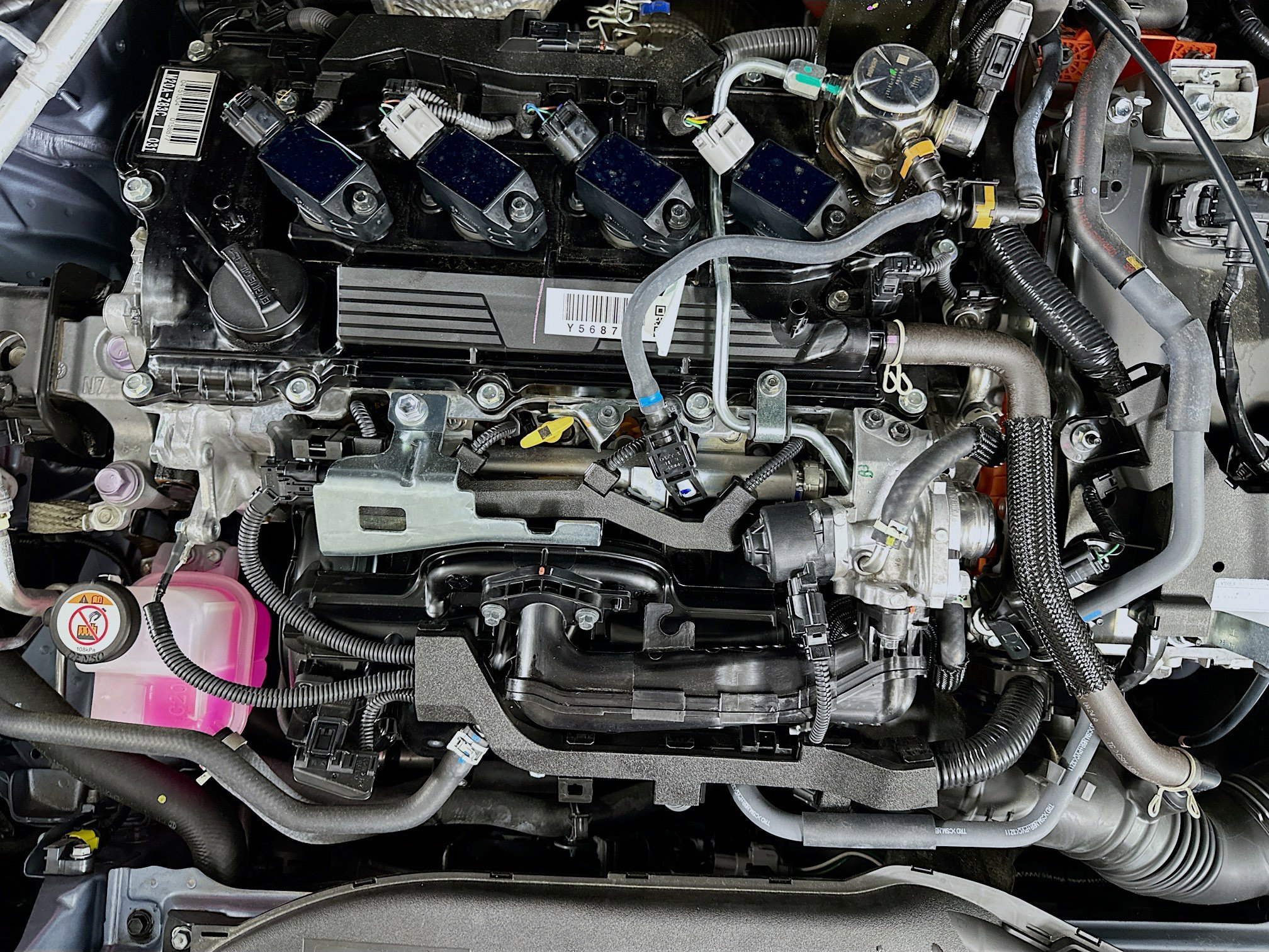 Used 2024 Toyota Corolla Cross XSE w/ Convenience Package image 34