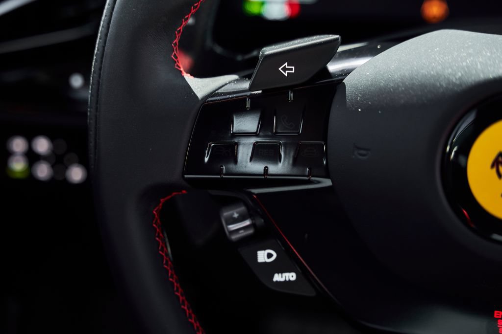 Used 2025 Ferrari 12Cilindri RWD image 47