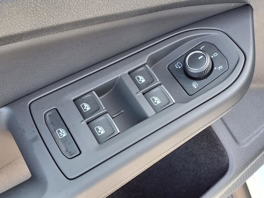 New 2025 Volkswagen GTI SE image 11