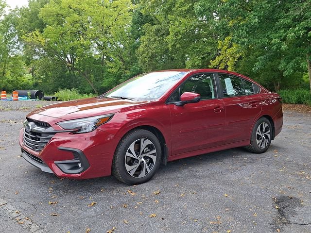 Certified 2025 Subaru Legacy Premium AWD/4WD image 4