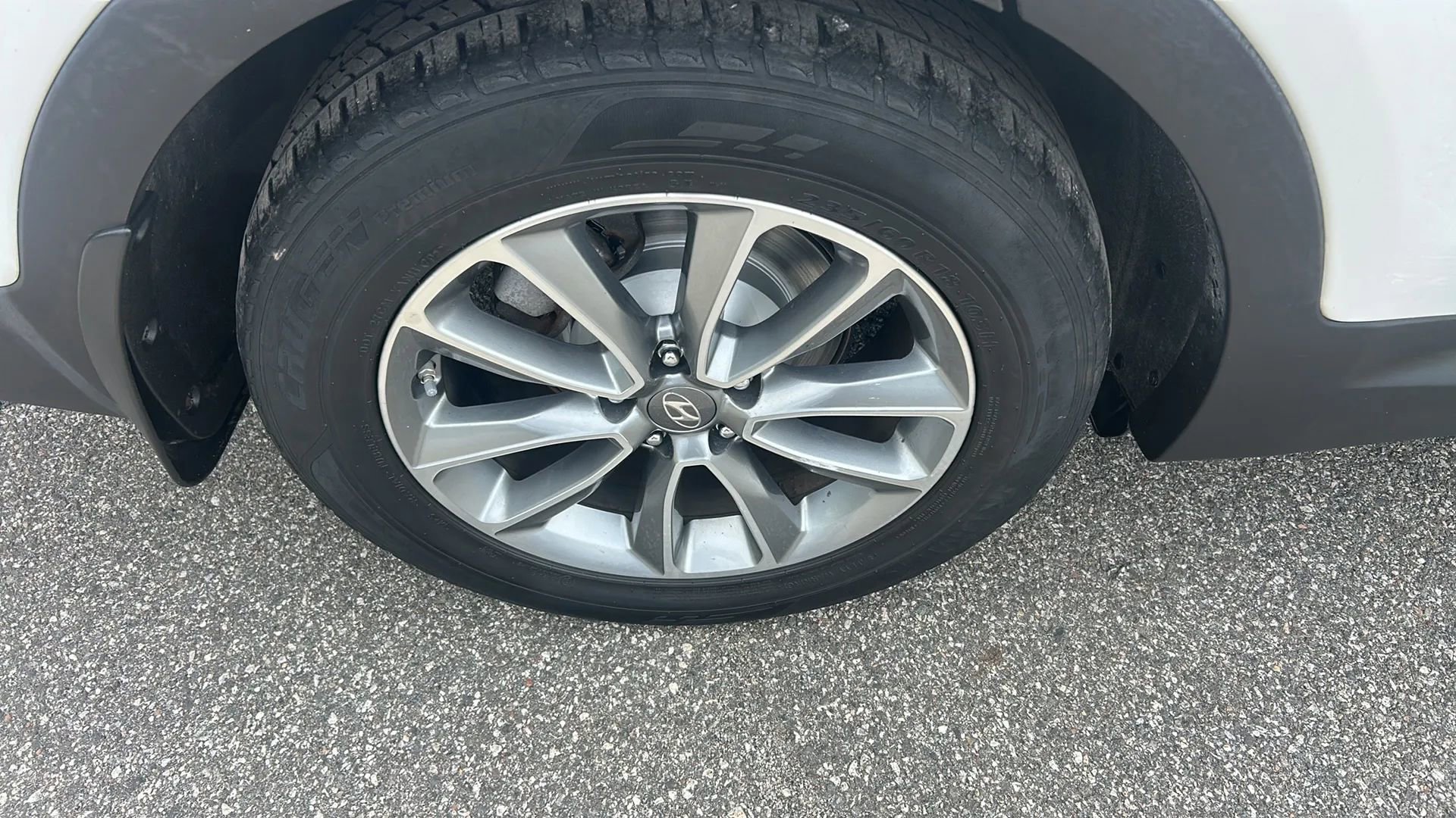 Used 2018 Hyundai Santa Fe SE AWD/4WD image 30