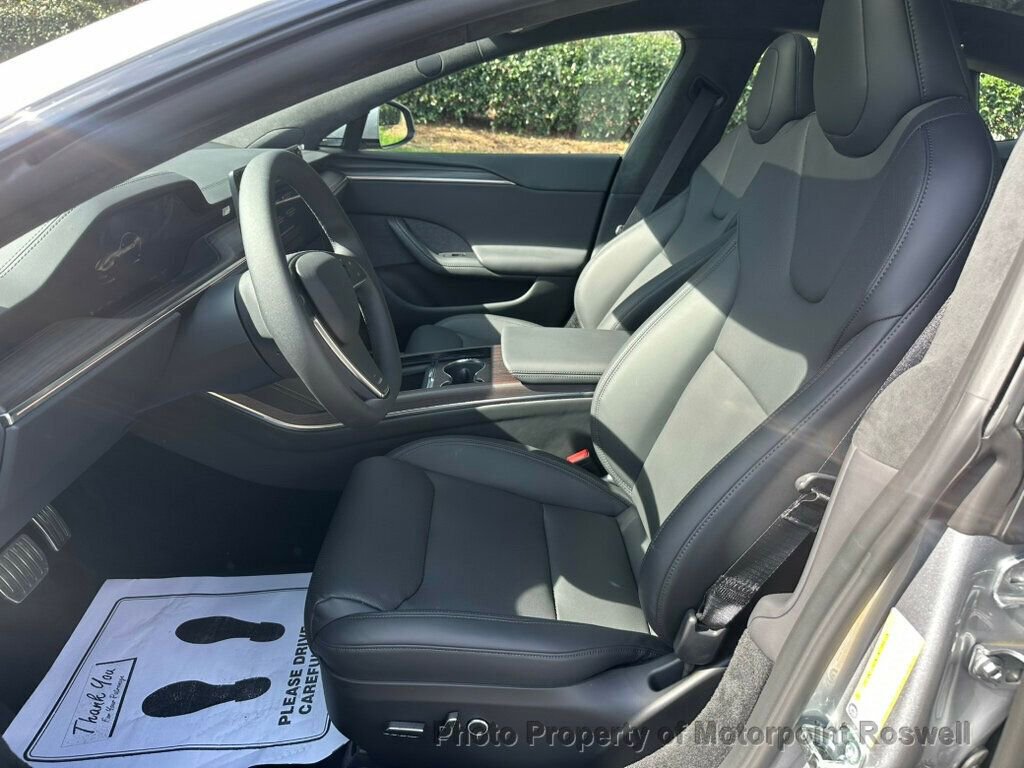 Used 2026 Tesla Model S AWD image 9