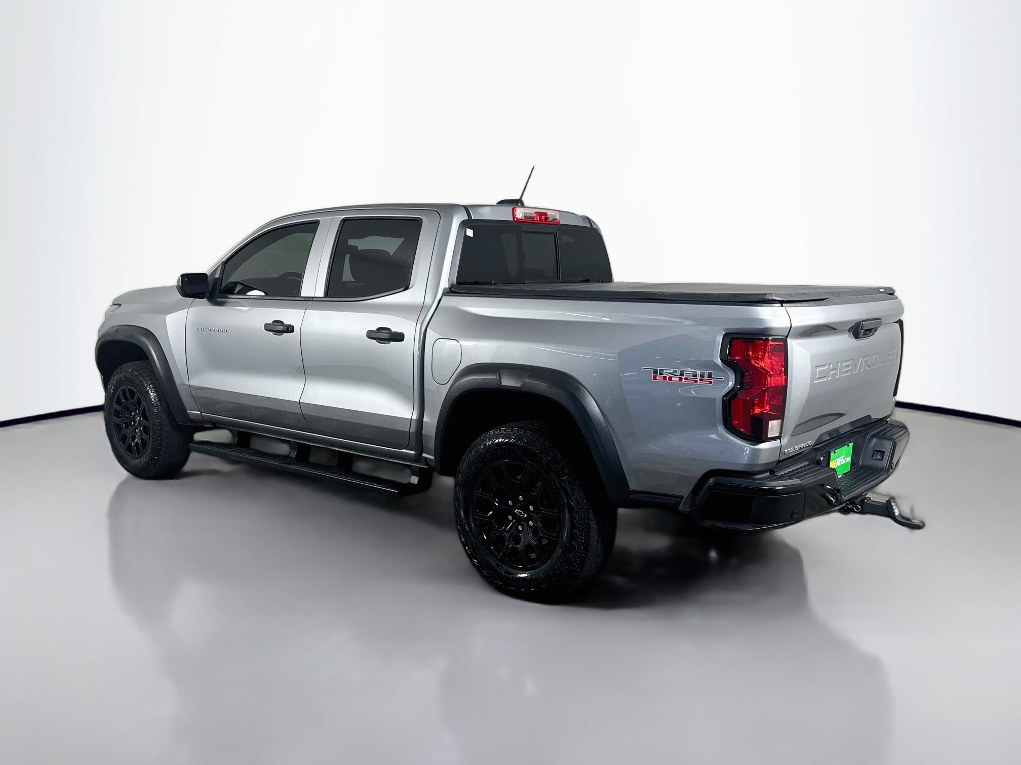 Used 2025 Chevrolet Colorado Trail Boss AWD/4WD image 7