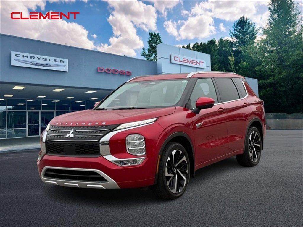 Used 2024 Mitsubishi Outlander SEL image 1