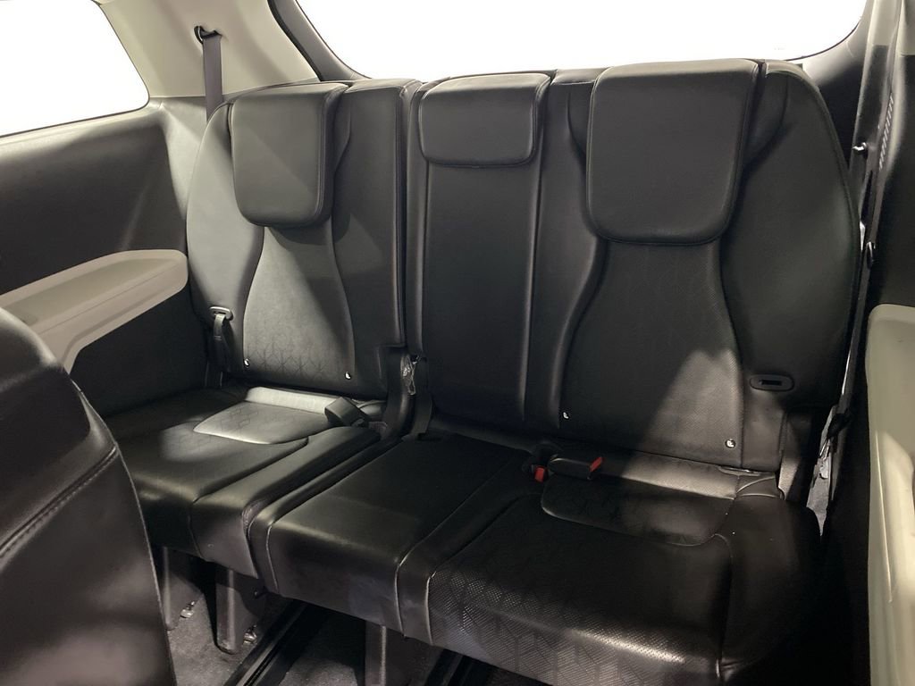 Used 2024 Kia Carnival LX image 25