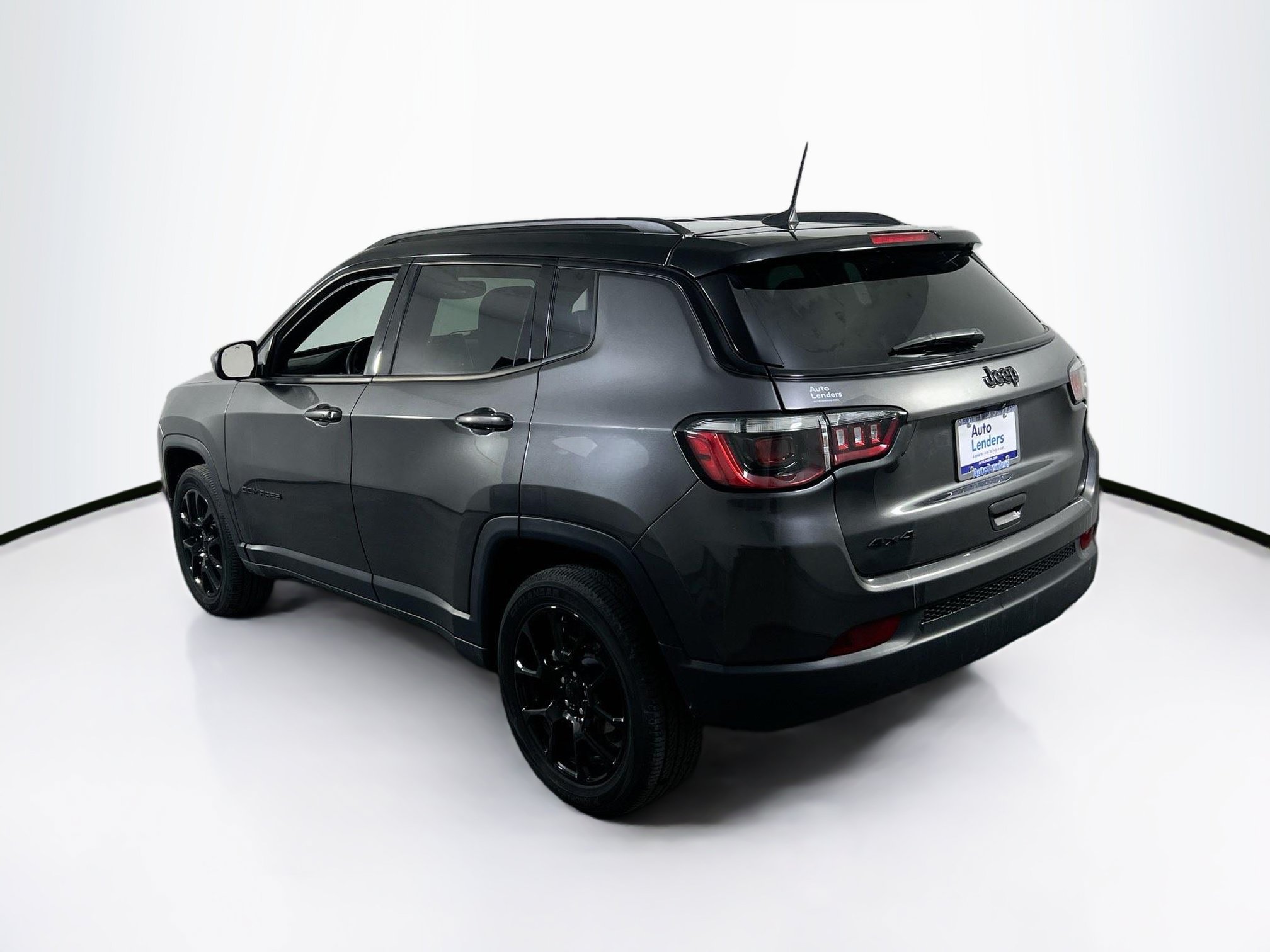 Used 2022 Jeep Compass Latitude w/ Convenience Group AWD/4WD image 7
