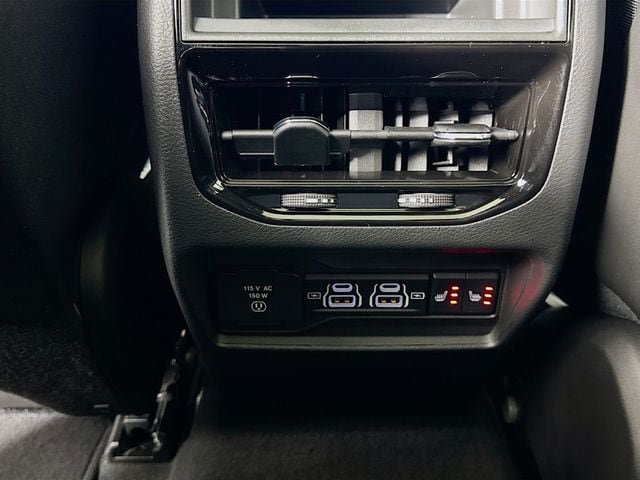 New 2025 Jeep Grand Cherokee Limited w/ Luxury Tech Group II AWD/4WD image 30