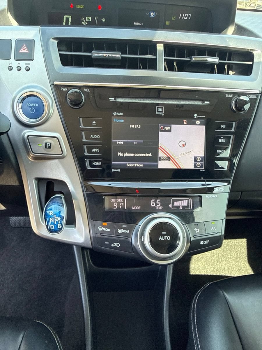 Used 2017 Toyota Prius V Five w/ Advanced Technology Package FWD image 13