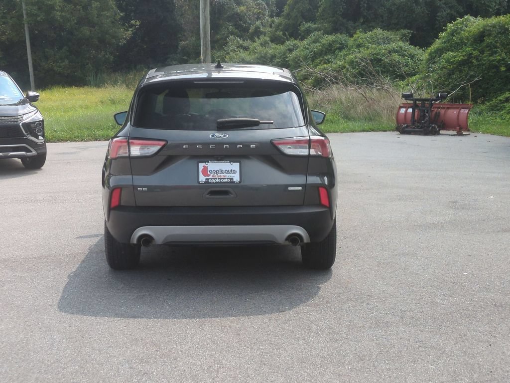Used 2020 Ford Escape SE FWD image 6