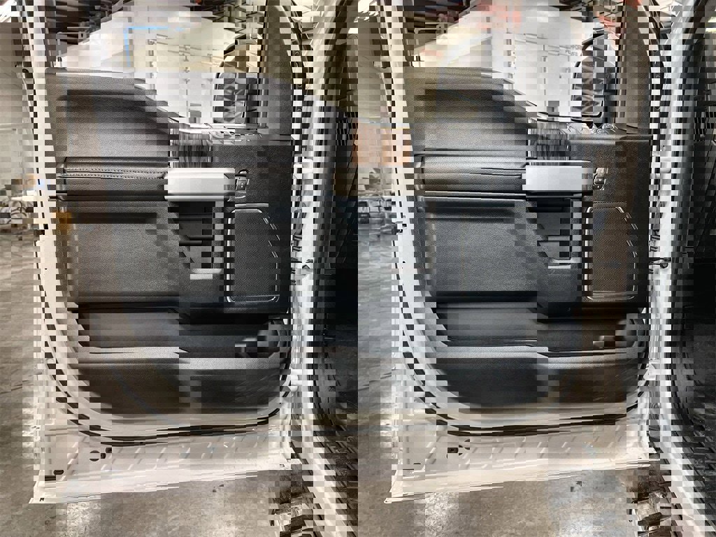 Used 2019 Ford F150 Lariat image 16