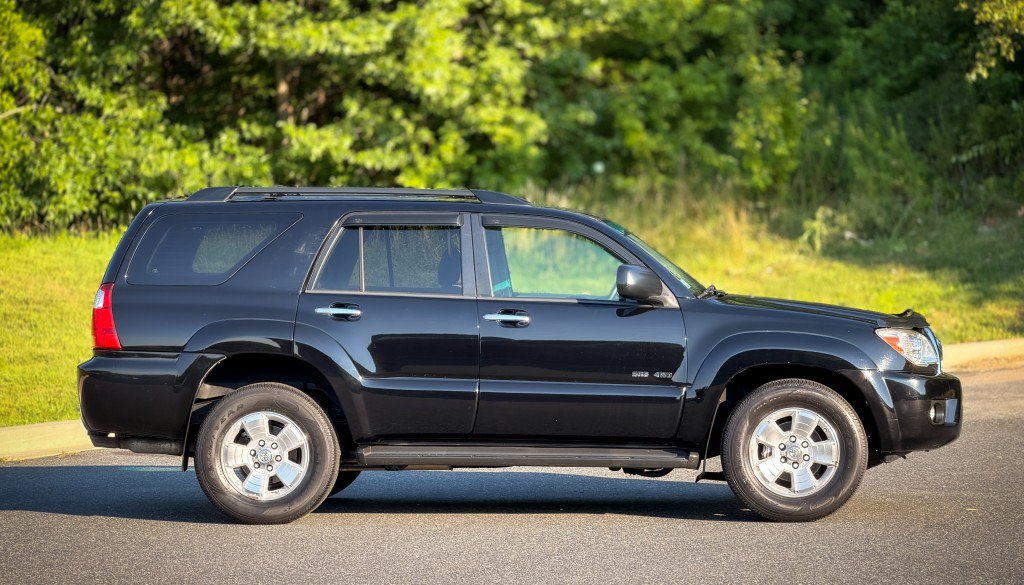 Used 2007 Toyota 4Runner Sport AWD/4WD image 7