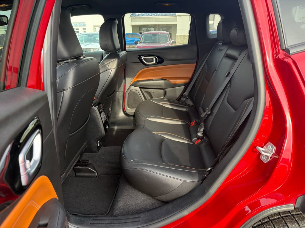 Used 2024 Jeep Compass Limited image 23