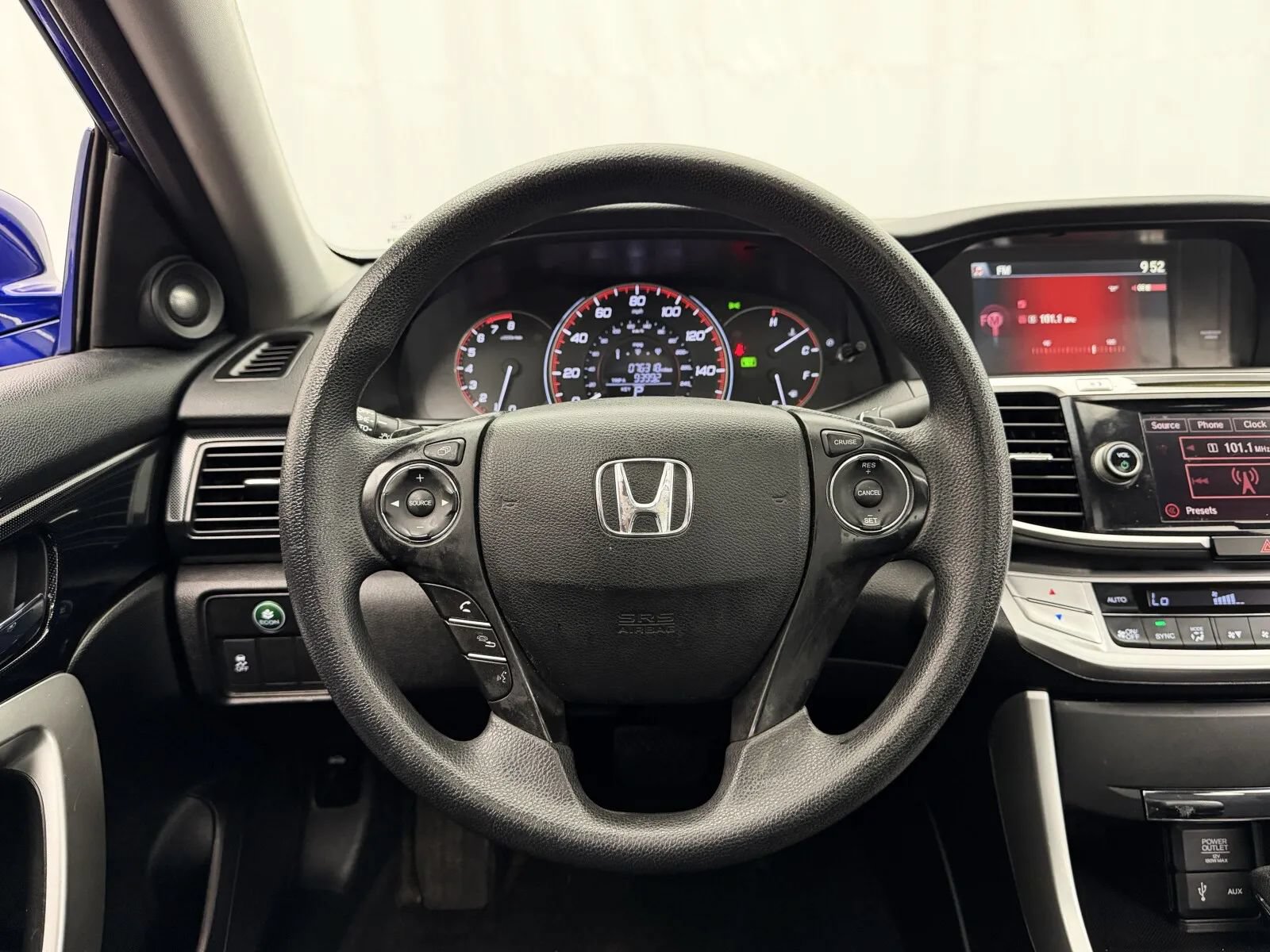 Used 2015 Honda Accord EX image 12