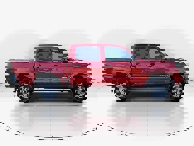 Used 2013 Toyota Tacoma PreRunner image 6