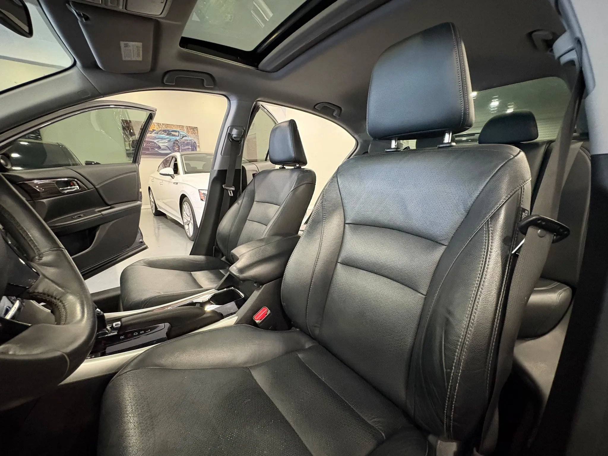 Used 2016 Honda Accord EX-L image 11