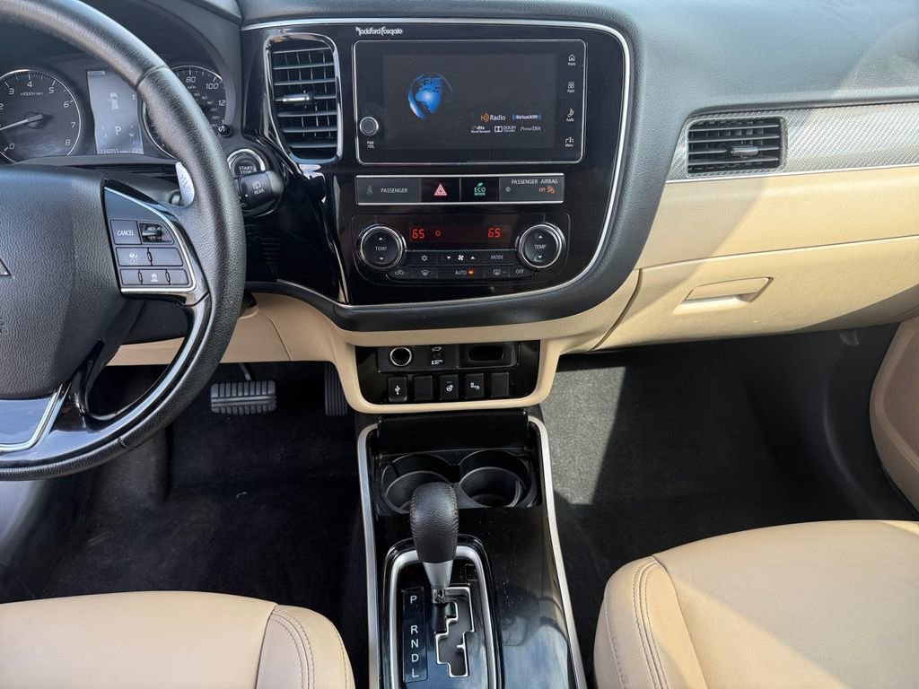 Used 2019 Mitsubishi Outlander GT AWD/4WD image 18