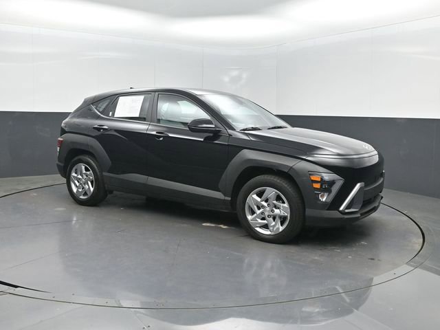 Used 2025 Hyundai Kona SE image 34