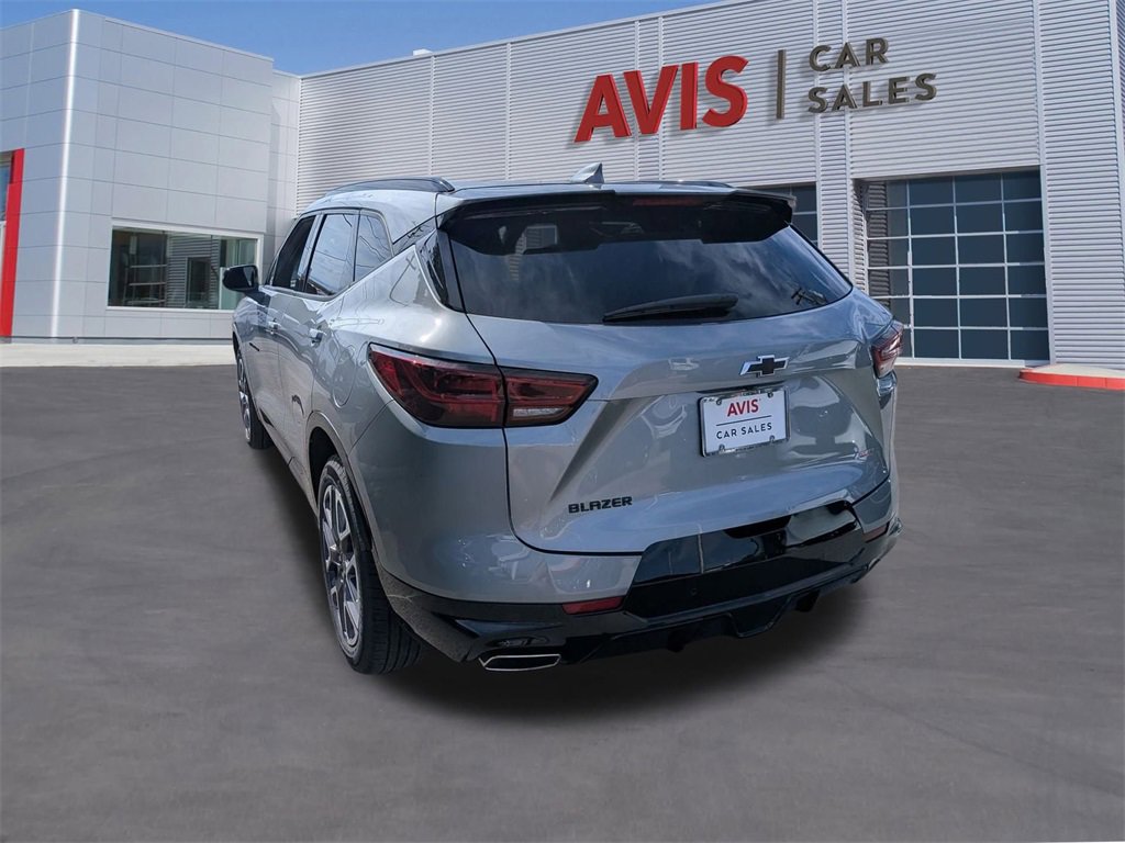 Used 2025 Chevrolet Blazer RS image 9