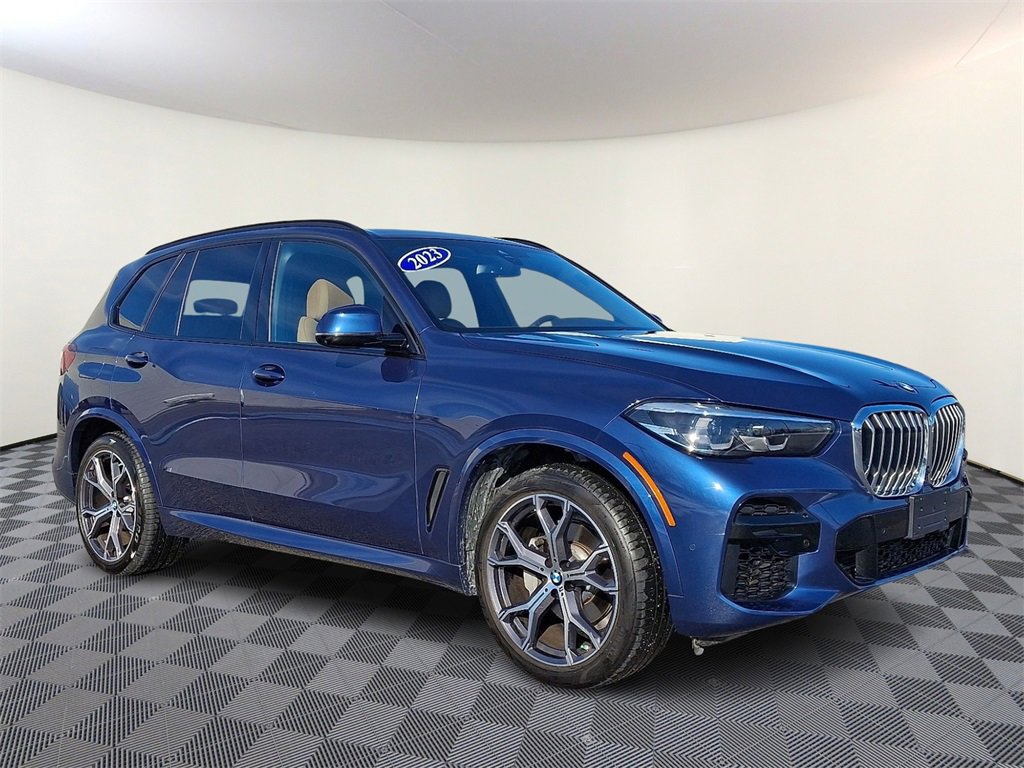 Certified 2023 BMW X5 xDrive40i w/ M Sport Package image 1