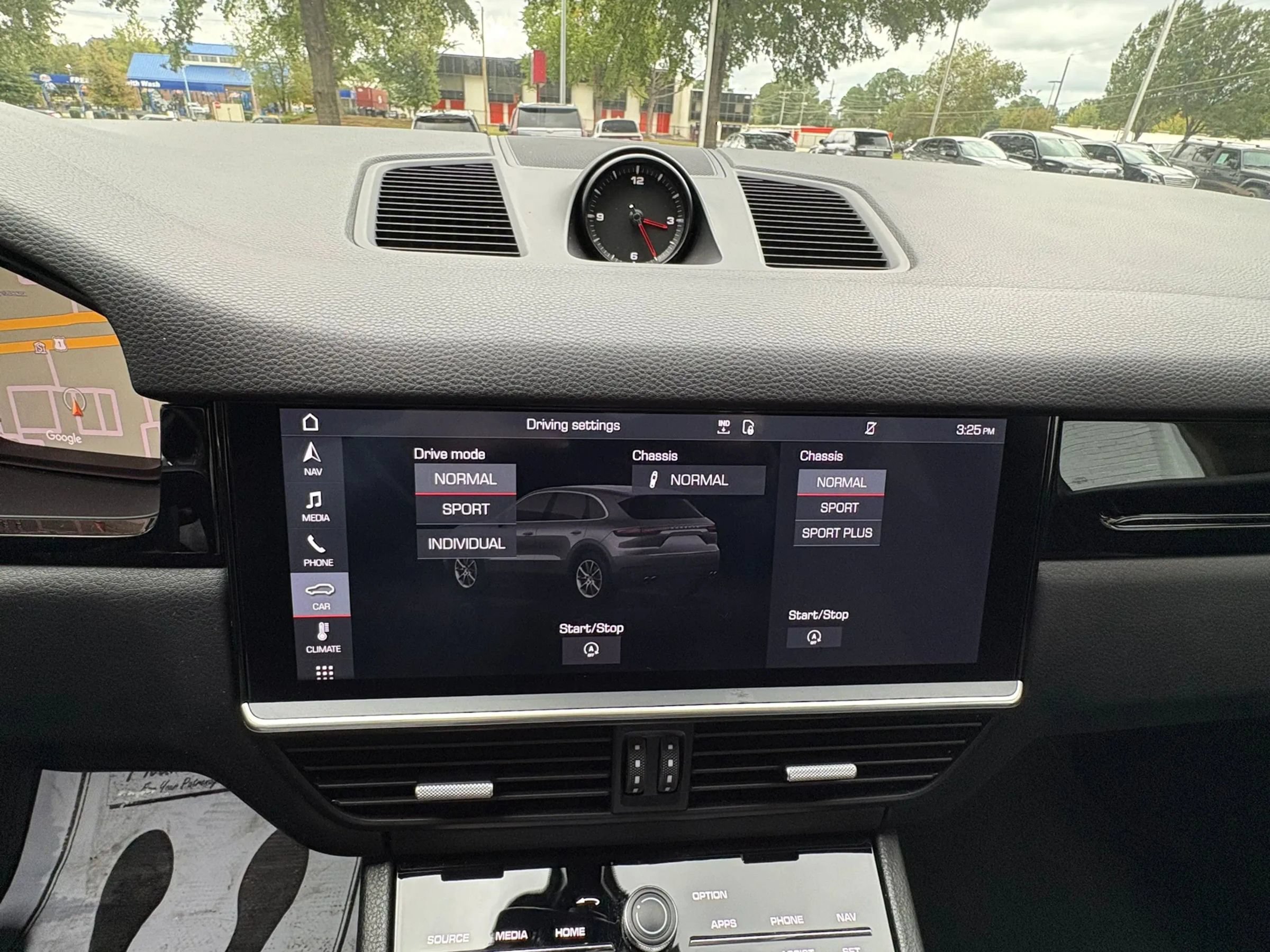 Used 2021 Porsche Cayenne S AWD/4WD image 43