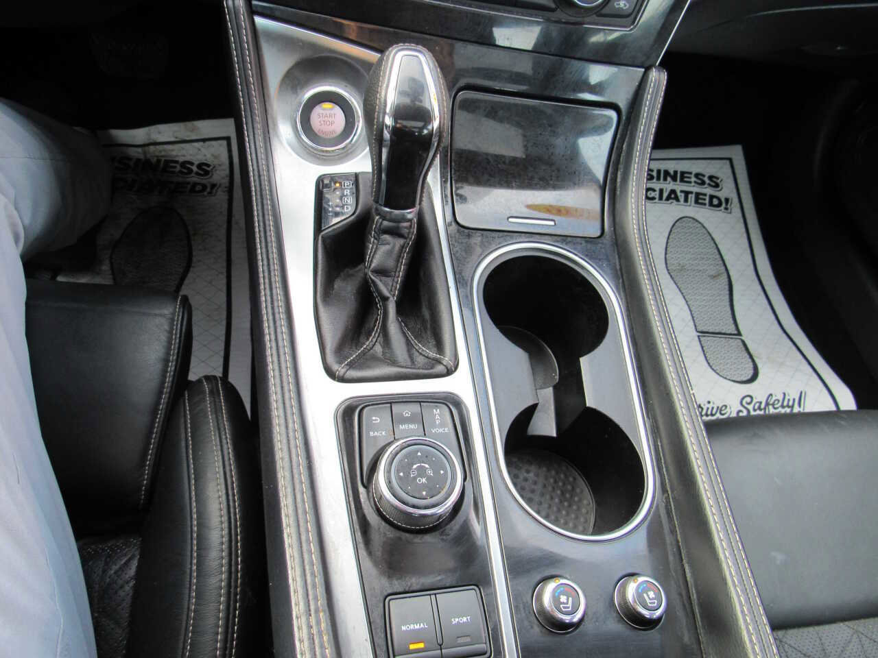 Used 2016 Nissan Maxima Platinum w/ Interior Lighting Package image 16