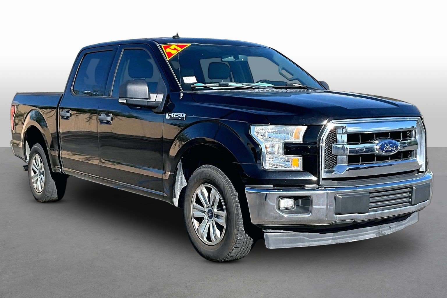 Used 2017 Ford F150 XLT w/ Equipment Group 301A Mid RWD image 10