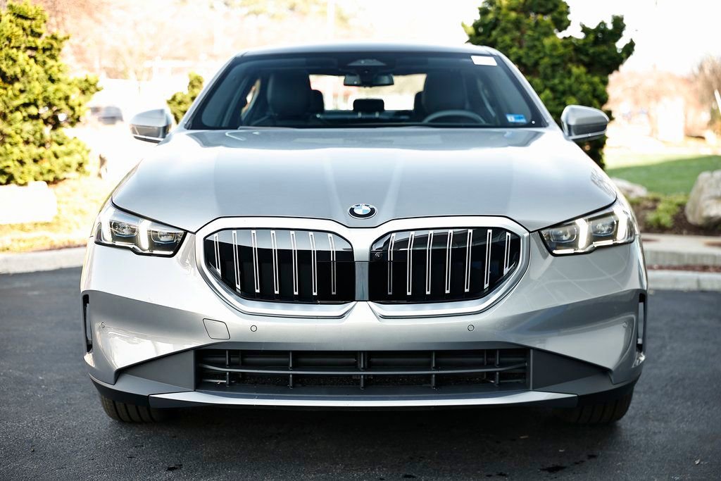New 2026 BMW 530i w/ Premium Package image 13