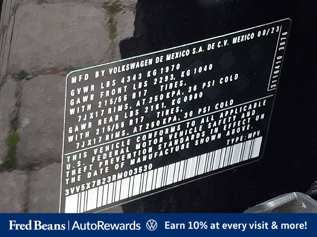 Certified 2024 Volkswagen Taos S FWD image 31