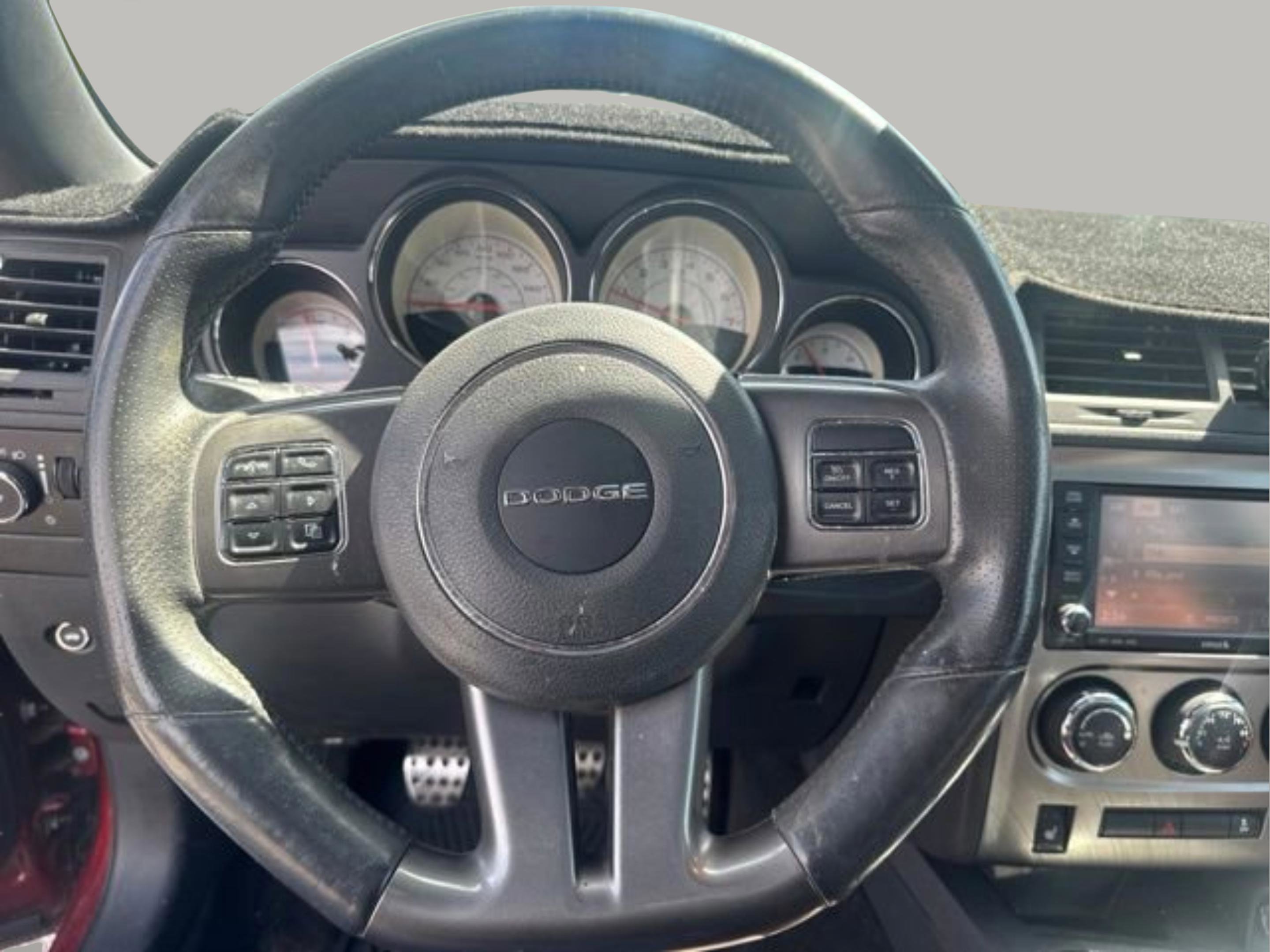 Used 2014 Dodge Challenger R/T RWD image 11