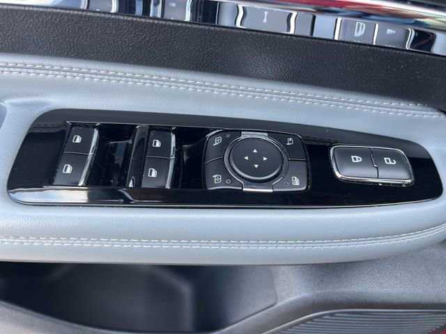 Used 2022 Lincoln Corsair Reserve w/ Sport Package image 12