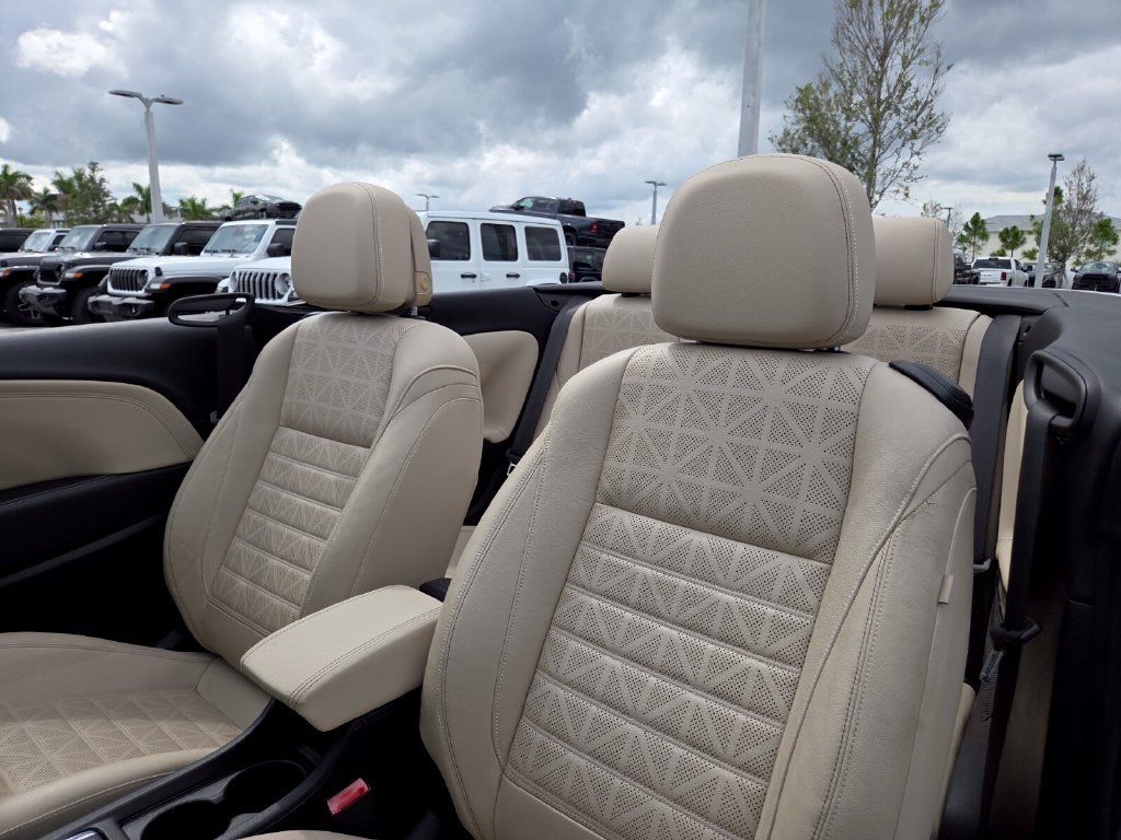 Used 2016 Buick Cascada Premium FWD image 26