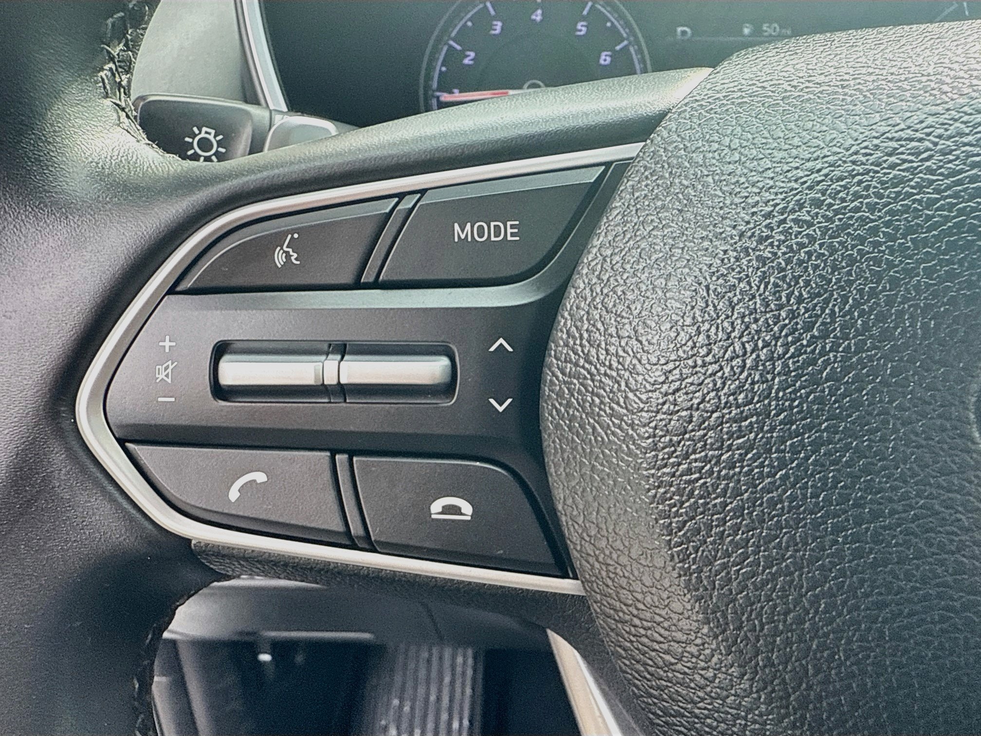 Used 2023 Hyundai Santa Fe SEL FWD image 36
