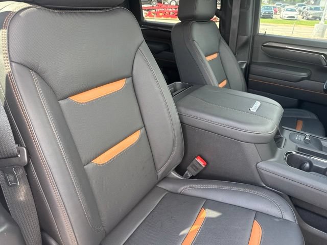 Used 2025 GMC Sierra 2500 AT4 w/ Max Trailering Package AWD/4WD image 16