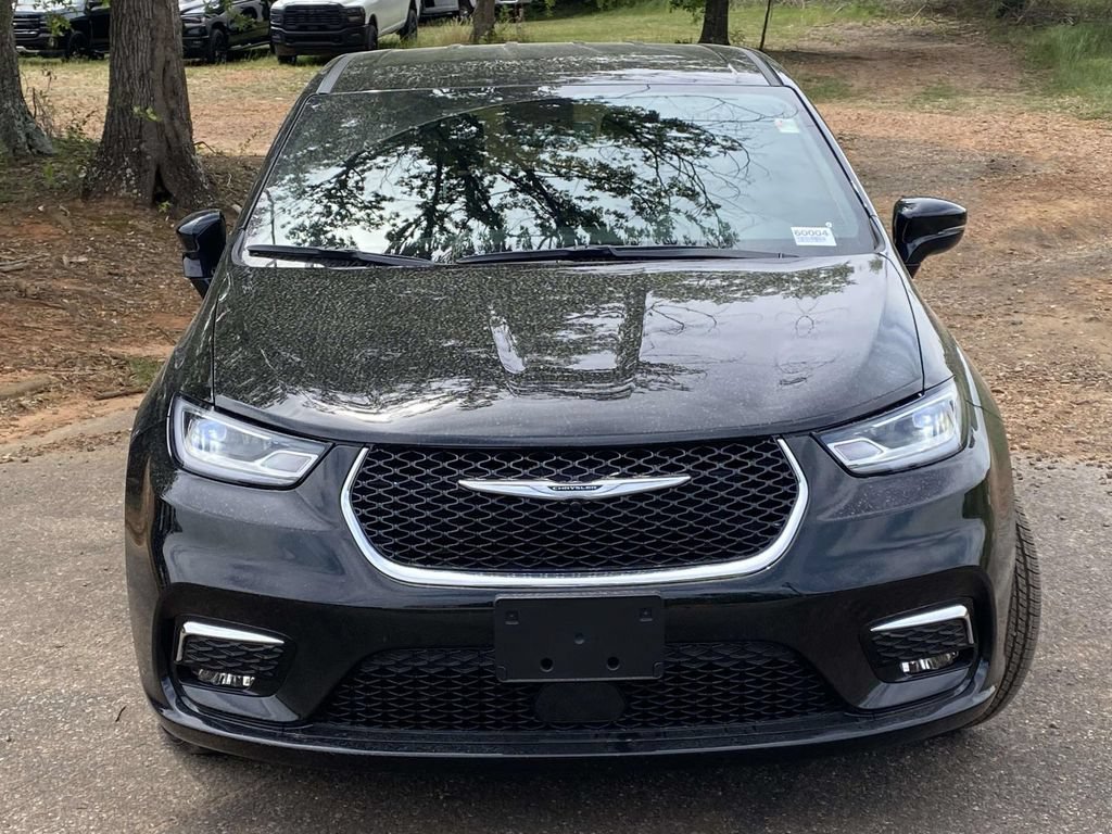 New 2026 Chrysler Pacifica Select FWD image 2