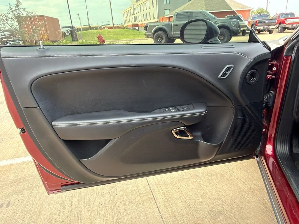 Used 2021 Dodge Challenger SRT Hellcat RWD image 12