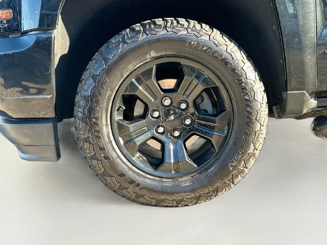 Used 2019 Chevrolet Silverado 1500 LT w/ All Star Edition AWD/4WD image 31