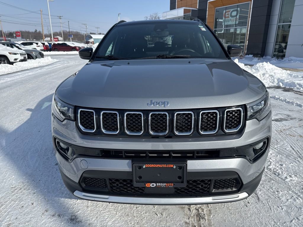 Used 2023 Jeep Compass Limited image 2
