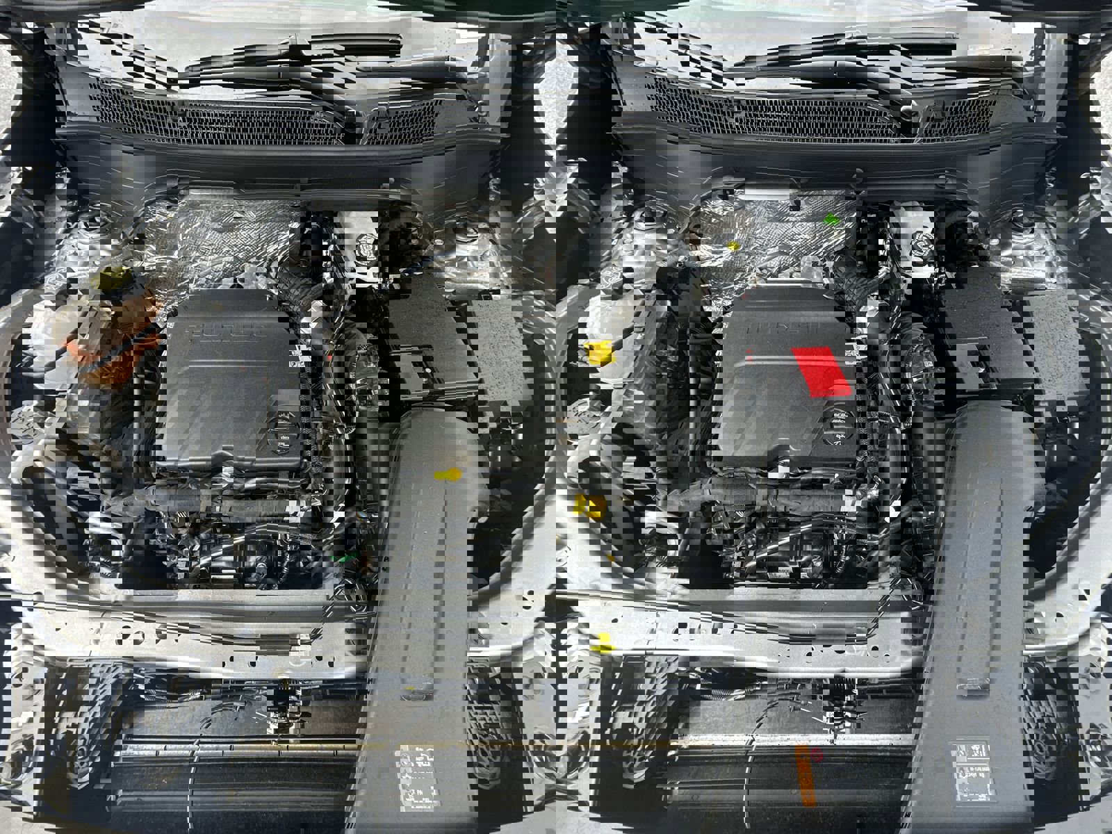 Used 2025 Chevrolet Trax LT w/ LT Convenience Package image 33